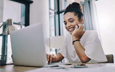 woman at laptop